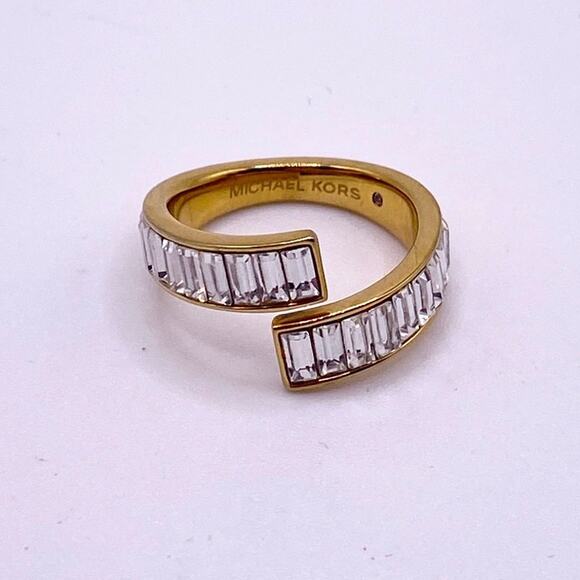 Michael Kors Adjustable Ring size 7 made with Swarovski Crystals - Picture 1 of 5